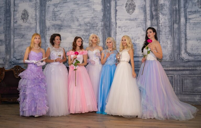 When it comes to formalwear, choice and accessibility are just as important as style. Lady Black Tie has carved out its place in the US market by offering dresses that combine trend-led design with approachable price points. Based in Hudson, Massachusetts, the brand serves both its local community and a growing online audience, helping customers find the right look for life’s milestone events.