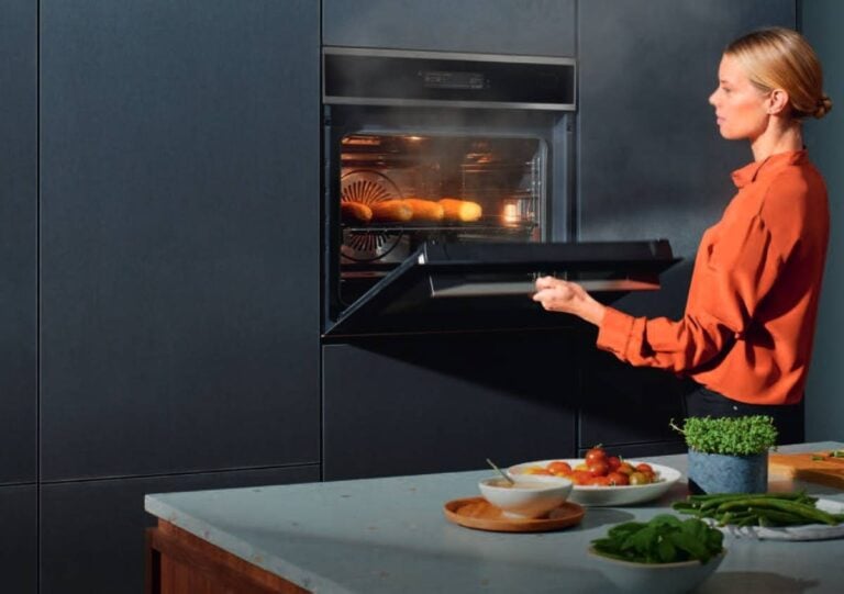 Forni a Vapore Whirlpool: Cucina Sana e Perfetta Ogni Giorno