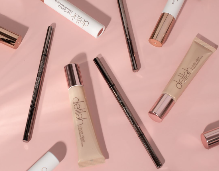 Your Makeup Bag Called, It Wants delilah