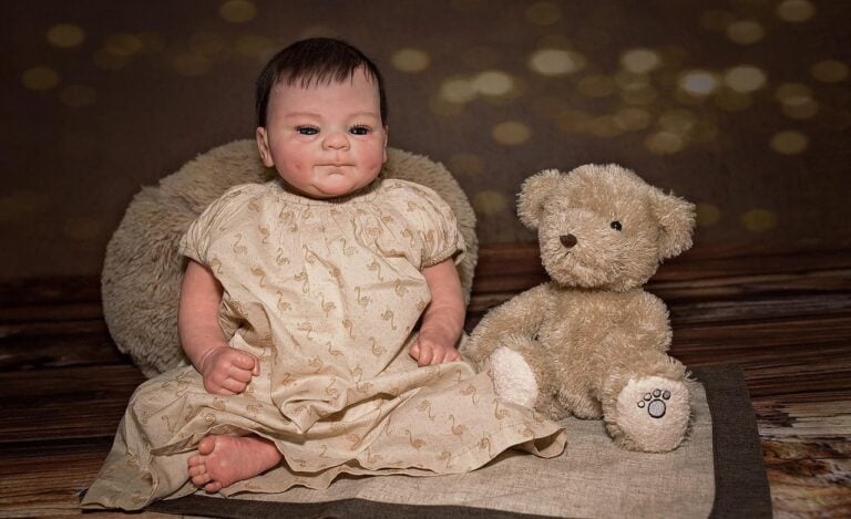Reborn dolls are already known for realism—lifelike faces, soft silicone touch, and tiny details that make them feel like real babies. But custom reborn dolls go one step further. Instead of choosing a pre-set doll, you tailor key details so the final result matches your preferences, your purpose, and often your emotions. Whether you’re buying a comfort companion, a meaningful gift, or a collector-grade piece, “custom” is about creating a doll that feels personal—like it was chosen for a specific person, not just pulled from a shelf.